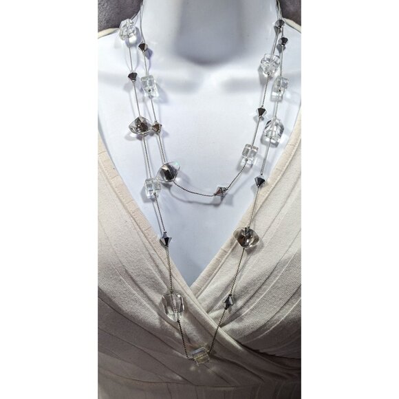 Premier Designs Sparkly Glass Cube Station Necklace - Picture 6 of 7